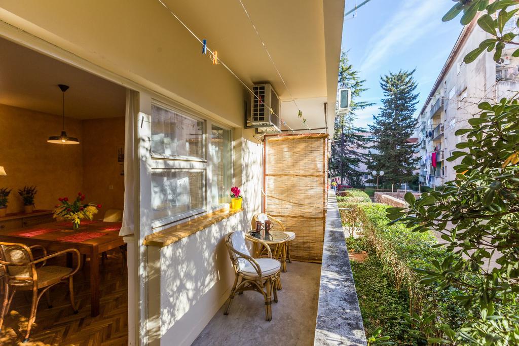 Lavender Apt. W. Balcony In Old Town Zadar Rum bild