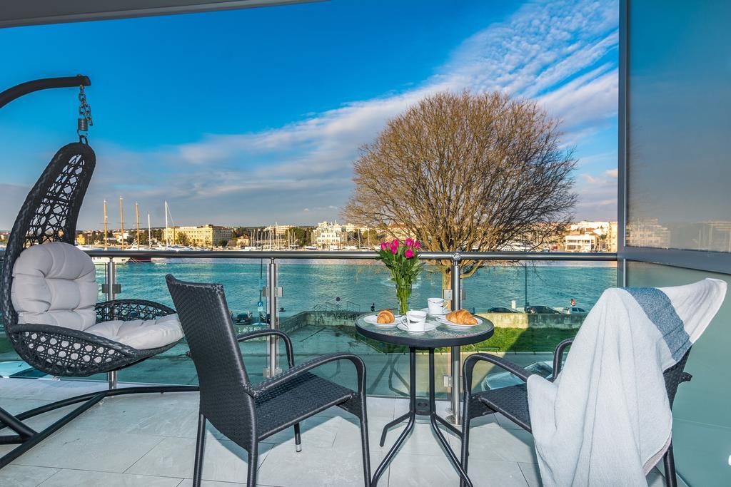 Lavender Apt. W. Balcony In Old Town Zadar Exteriör bild